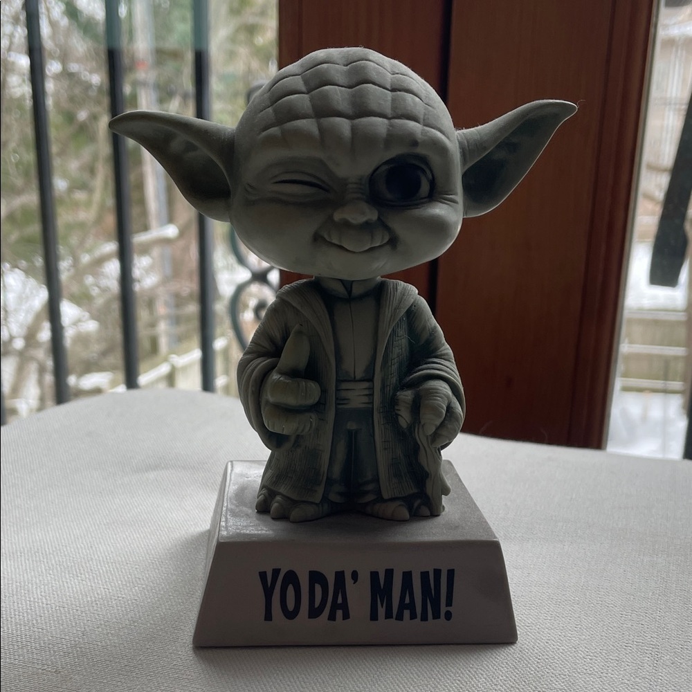 FUNKO Yoda Figurine - Gray 2013 wisecracks bobble head